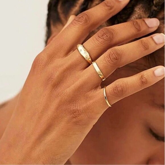 NWT Star Dome Ring Sz.7 18K Yellow Gold Plated CZ Chunky Minimalist Glam - Picture 8 of 10